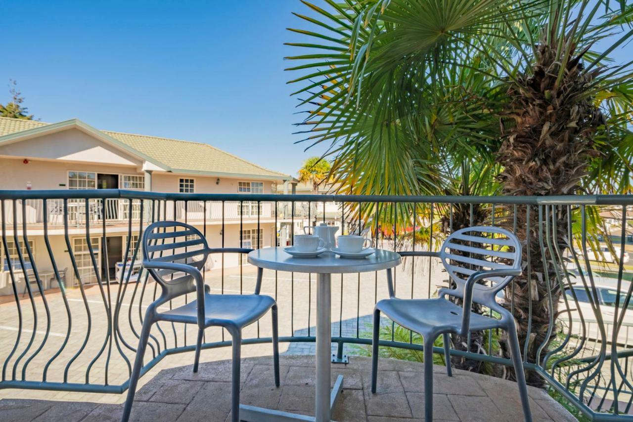 Silver Fern Rotorua Suites & Spa Екстериор снимка