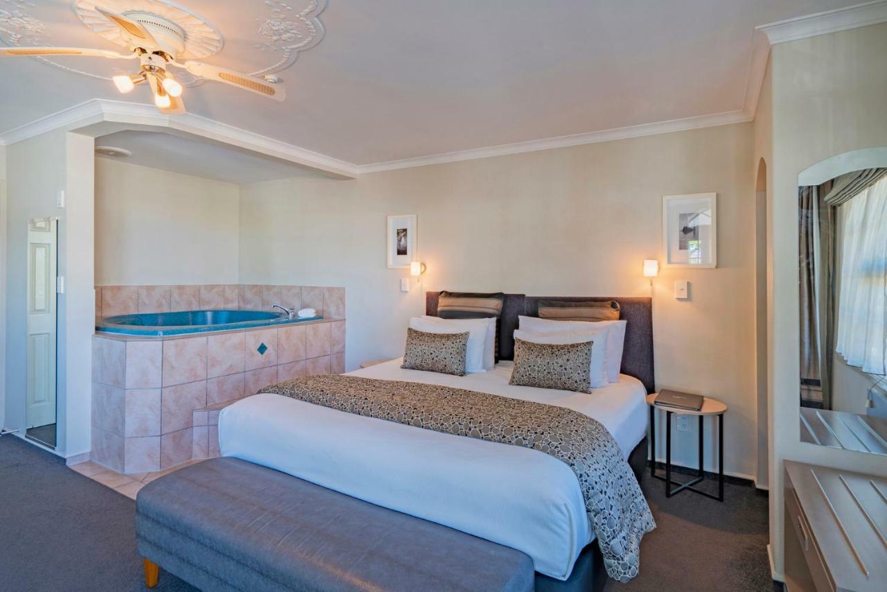 Silver Fern Rotorua Suites & Spa Екстериор снимка A suite at the hotel