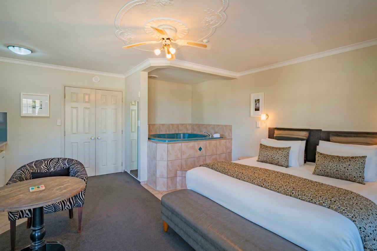 Silver Fern Rotorua Suites & Spa Екстериор снимка A room at the hotel