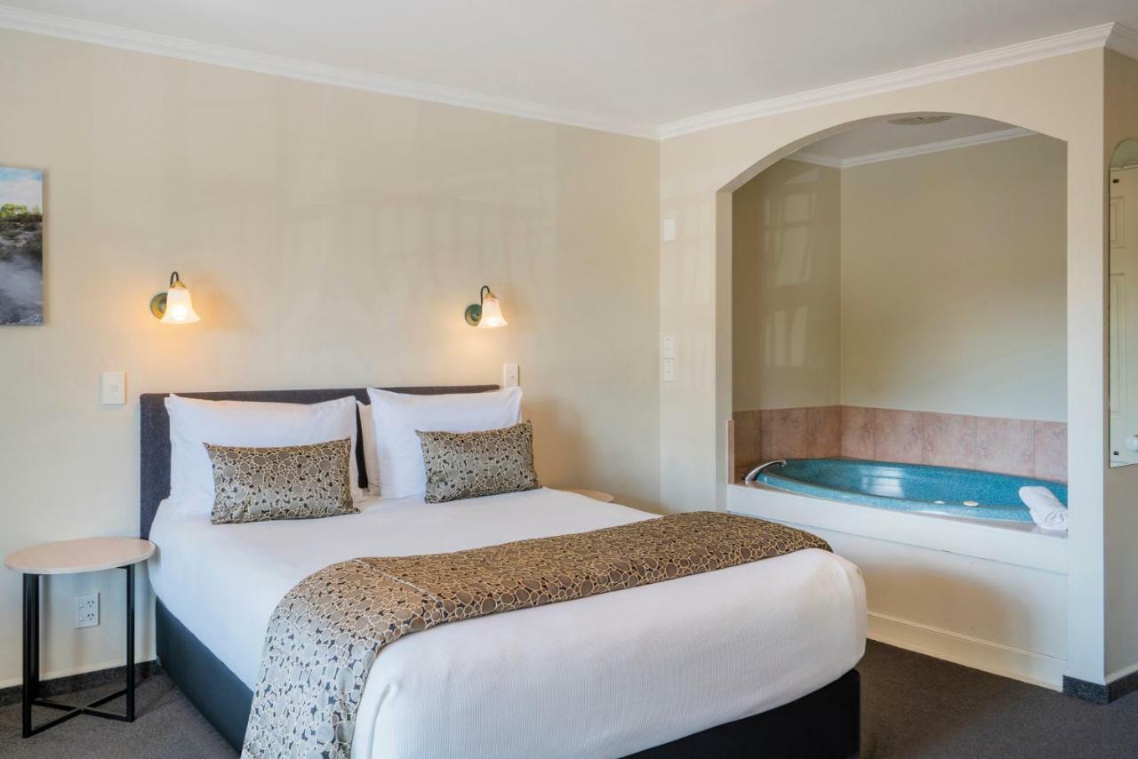 Silver Fern Rotorua Suites & Spa Екстериор снимка A suite at the hotel