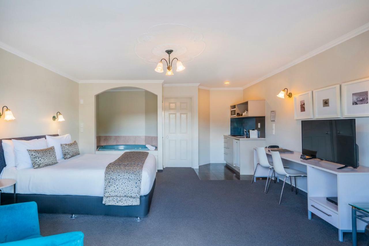 Silver Fern Rotorua Suites & Spa Екстериор снимка Studio