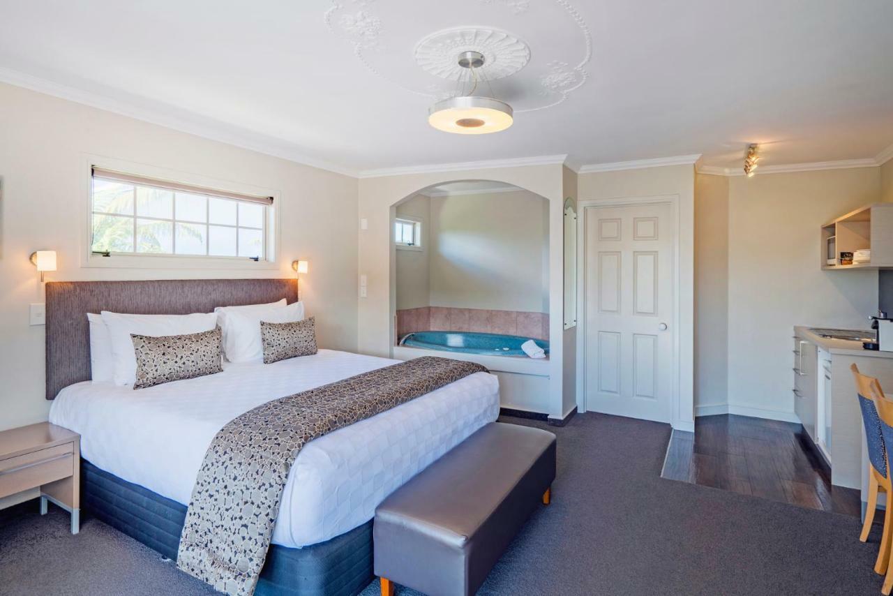 Silver Fern Rotorua Suites & Spa Екстериор снимка A suite at the hotel